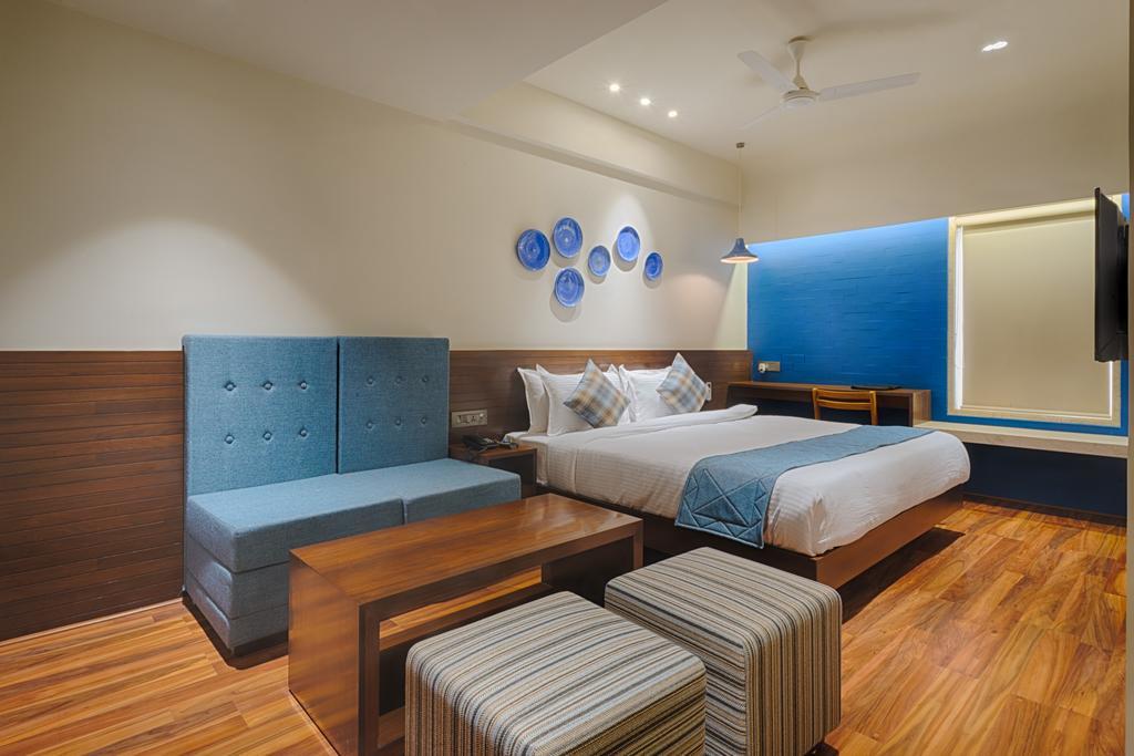 Hotel The Elements Rajkot Exterior foto